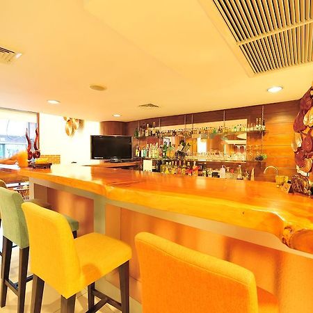 Lullaby Inn Silom Bangkok Exterior photo