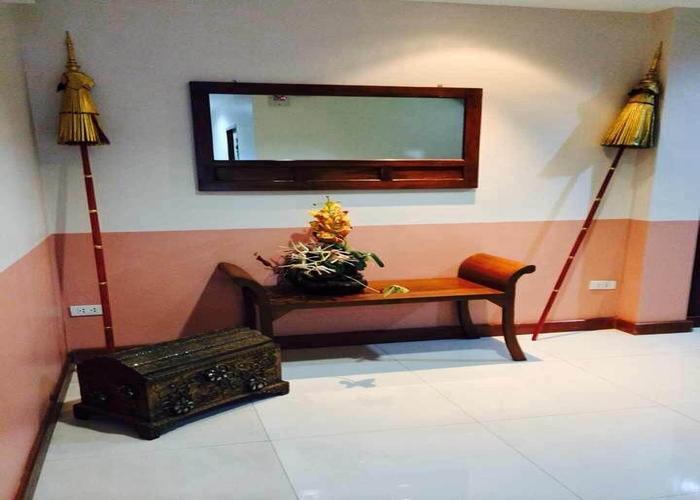 Lullaby Inn Silom Bangkok Exterior photo